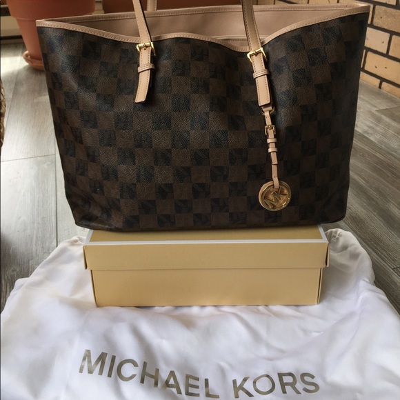 Michael Kors Tote Bag - Picture 4 of 4